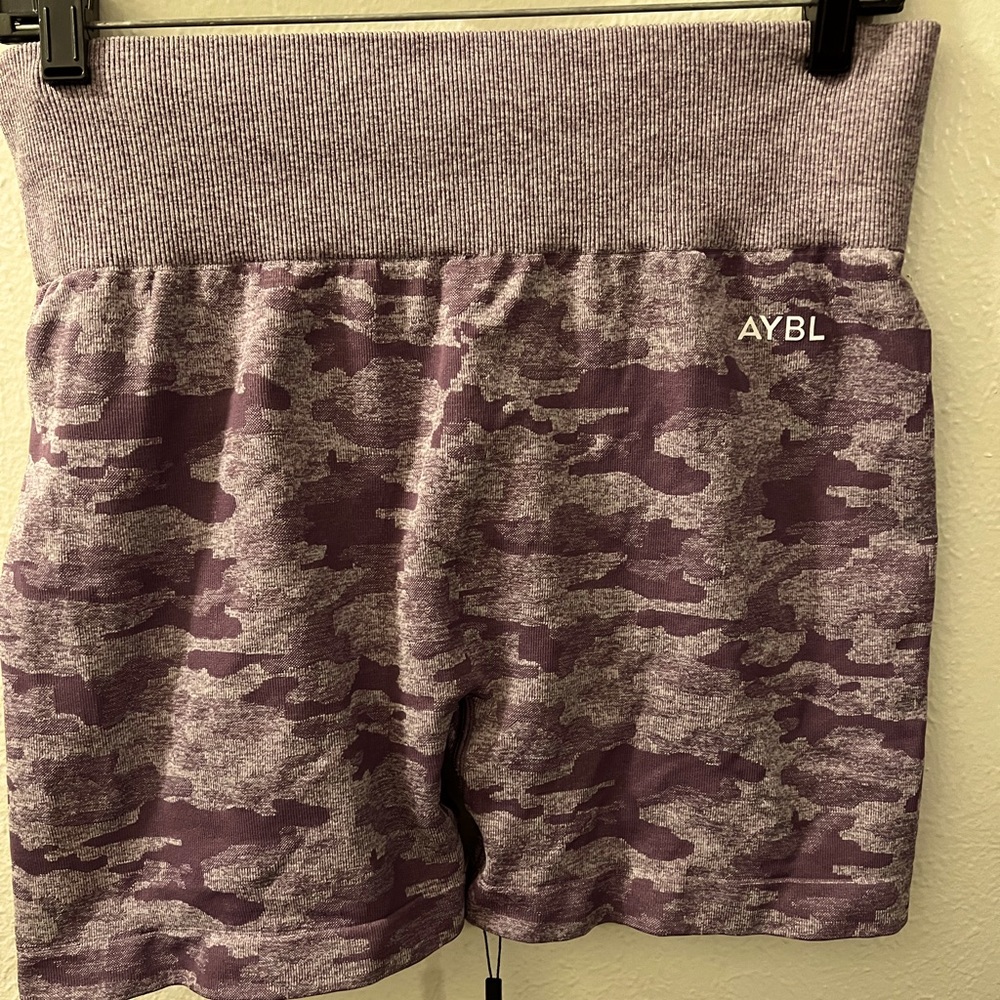 ABYL Seamless shorts and Leggings